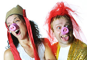 thumbnail image of East o'the Sun, West o'the Moon